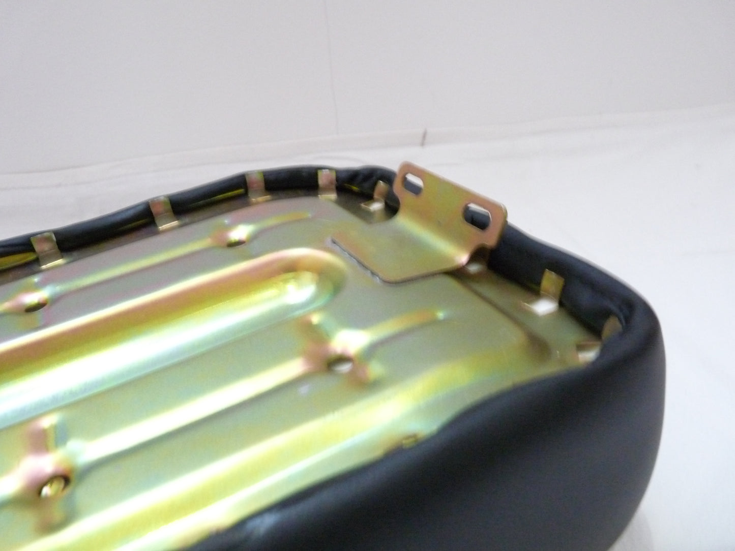 Simson S50 S51 S70 Sitzbank gesteppt mit Logo – NEU – Oldtimer DDR!